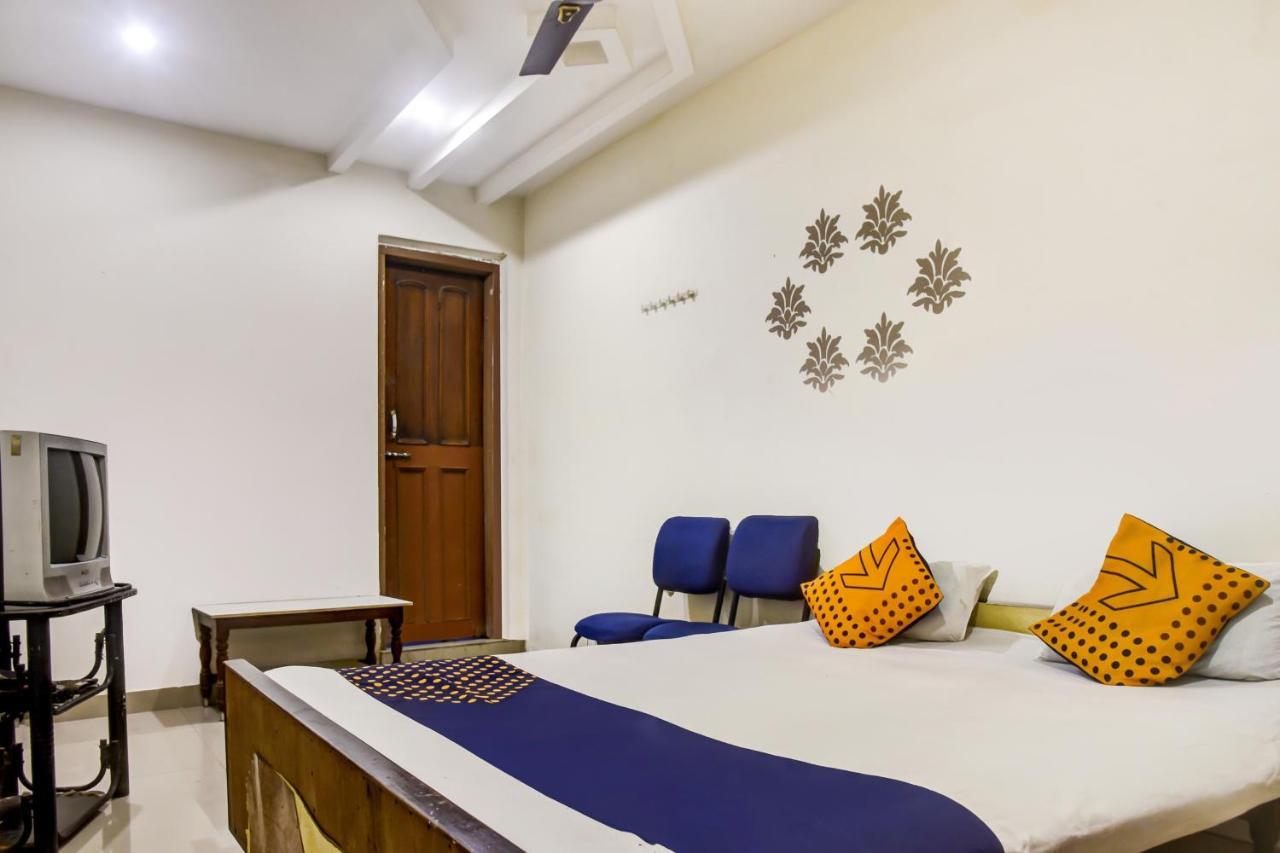 Spot On 75653 Hotel Rohit Bilāspur Екстериор снимка